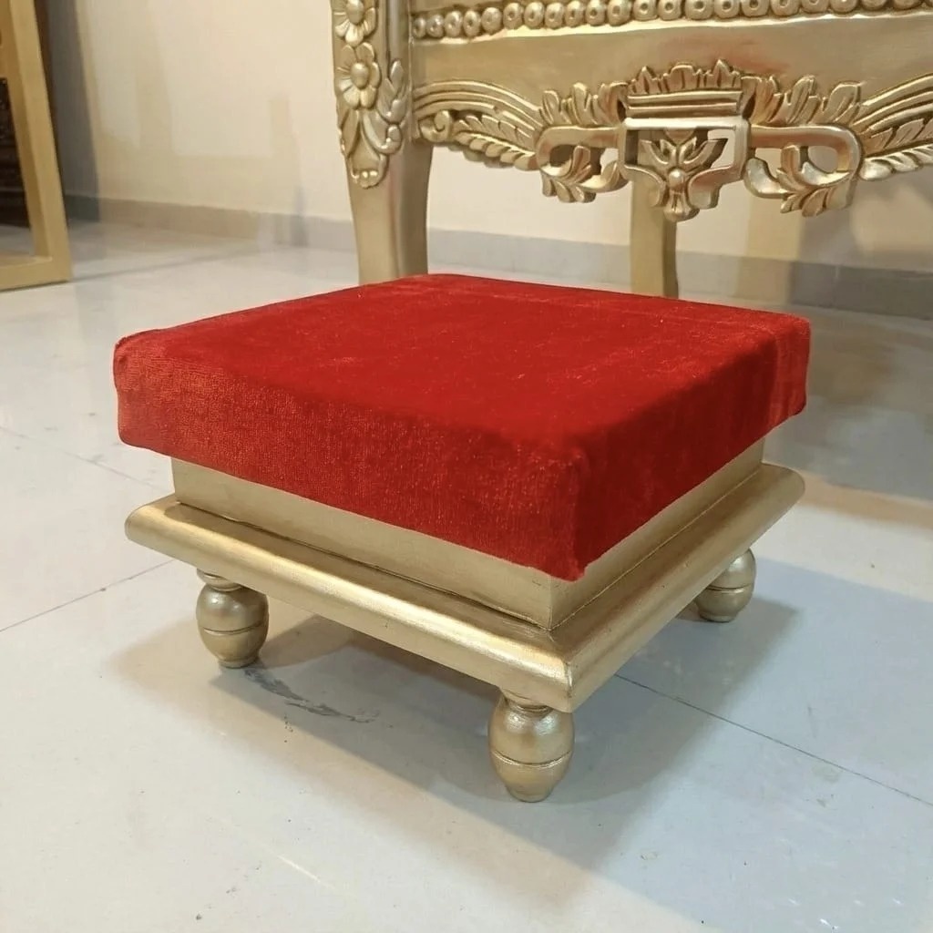 Guruji Maharaj Ji Chair – Royal Wooden Singhasan view